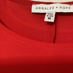 Annalee Hope size medium color red